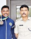 పోలీసు జూడో క్లస్టర్ పోటీలో కానిస్టేబుల్కు అభినందన44