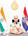 ఆన్లైన్ మోసగాళ్ల అరెస్ట్18