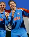 इंडियन वीमेन क्रिकेट टीम ने रचा इतिहास, शाहरुख को दिया जन्मदिन का सुनहरा तोहफा0