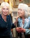 Weekly writer recalls 'DRINKS WITH DAME JILLY'1