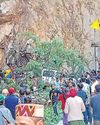 हिमाचल के कुल्लू में भूस्खलन, मलबे में दबे छह लोगों की मौत0
