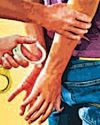 कर्नल बनकर ठगी कर रहा था निलंबित जवान8
