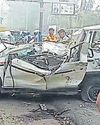 कार पेड़ से टकराई, दो युवकों की मौत कार पेड़ से टकराई, दो युवकों की मौत