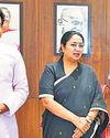 फीस बढ़ाने वाले स्कूलों को तुरंत नोटिस देंगे: सीएम फीस बढ़ाने वाले स्कूलों को तुरंत नोटिस देंगे: सीएम