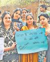एआई, एसी के नाम पर निजी स्कूल वसूल रहे मनमानी फीस एआई, एसी के नाम पर निजी स्कूल वसूल रहे मनमानी फीस