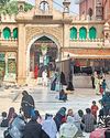 दरगाह सालार गाजी पर मेला नहीं लगेगा