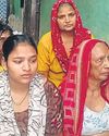 डीजे पर गाना चलाने के विवाद में युवक की हत्या डीजे पर गाना चलाने के विवाद में युवक की हत्या