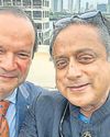 अपनों के निशाने पर थरूर की सफाई अपनों के निशाने पर थरूर की सफाई63