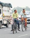 कहां चलाएं साइकिल, ट्रैक तो दिखते ही नहीं कहां चलाएं साइकिल, ट्रैक तो दिखते ही नहीं10