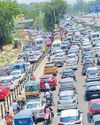 हरिद्वार में जाम, कुमाऊं से लौटाए जा रहे पर्यटक49