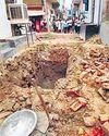 विवाहिता की हत्या कर शव गहरे गड्ढे में दबाया विवाहिता की हत्या कर शव गहरे गड्ढे में दबाया34