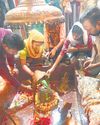 सावन के पहले दिन मंदिरों में उमड़ा आस्था का सैलाब17