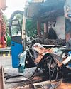 यमुना एक्सप्रेसवे पर ट्रक से टकराई बस, दो मरे41