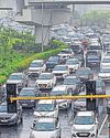जाम, जलभराव और बंद वाहनों ने बढ़ाई दिल्लीवालों की परेशानी13