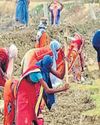 काम से बाहर गए लोगों को भूल न जाएं53