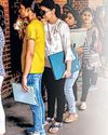 स्नातक में दाखिले के लिए आज आखिरी अवसर34