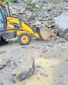 चारधाम की डगर अभी कठिन, 149 डेंजर जोन बने चारधाम की डगर अभी कठिन, 149 डेंजर जोन बने78