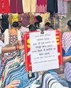 पोस्टर लगाकर लोगों को लाभ बताए8