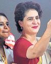 फिर सत्ता पाने को खाते में भेज रहे पैसे: प्रियंका फिर सत्ता पाने को खाते में भेज रहे पैसे: प्रियंका51