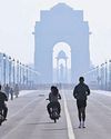 दिल्ली में सामान्य से चार डिग्री नीचे आया पारा21