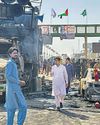 पाकिस्तान में सुरक्षाकर्मियों के साथ प्रदर्शनकारियों की झड़प, पांच मरे पाकिस्तान में सुरक्षाकर्मियों के साथ प्रदर्शनकारियों की झड़प, पांच मरे3