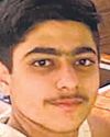 रील बनाने के लिए मॉल पर लगे फाइबर के शेड पर चढ़ा था छात्र रील बनाने के लिए मॉल पर लगे फाइबर के शेड पर चढ़ा था छात्र25