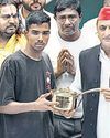 चायवाले पर कार्रवाई के बाद सियासत में उबाल50