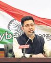 सात सांसदों के जाने से आप के लिए चुनौतियां बढ़ी8