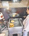 छात्र-दुकानदारों पर छोटे सिलेंडर की बड़ी मार16