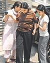पीड़ित परिवारों ने मुख्यमंत्री को गिनाई लापरवाही14