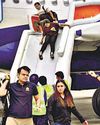 पावरबैंक में अंदरूनी खराबी से भड़कती है आग50