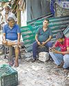 दूसरी जगह न जाने वालों के घर नहीं गिराएं : कोर्ट दूसरी जगह न जाने वालों के घर नहीं गिराएं : कोर्ट11