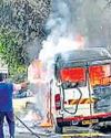 4 Charred to Death in Pune Minibus Blaze43