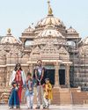 In day-long Delhi trip, Vances visit Akshardham, emporium In day-long Delhi trip, Vances visit Akshardham, emporium