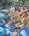 Kashmiri students, traders face threats; Uttarakhand man booked Kashmiri students, traders face threats; Uttarakhand man booked