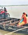 Vote in Thakurganj: 5km, a risky boat ride away39