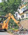 Demolition drive in Ggm's DLF Ph-3 resumes after 2 week-gap Demolition drive in Ggm's DLF Ph-3 resumes after 2 week-gap27