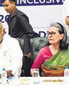 Mamata attends INDIA meet, MPs break ranks Mamata attends INDIA meet, MPs break ranks2