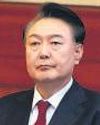 S Korean prosecutors seek to arrest ex-prez44