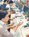 Retail derivatives traders lost ₹1.1L cr in FY25, says Sebi69