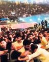 Yo Yo Honey Singh's Delhi show turns into an Angreji Beat-down69