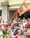 s base, South remains elusive15