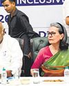 Mamata attends INDIA meet, MPs break ranks Mamata attends INDIA meet, MPs break ranks2
