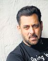 Meri pasaliyan tooti thi: Salman's jibe after AR Murugadoss accuses him of being tardy12
