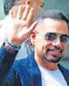 ED files charges against Vadra, seizes ₹37cr assets25