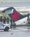LaGuardia crash kills two as Air Canada jet hits vehicle32