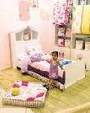 India’s furniture makers turn to local wood India’s furniture makers turn to local wood35