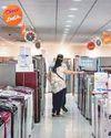 Retailers wary as stock rout could hit consumer outlook Retailers wary as stock rout could hit consumer outlook