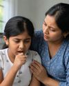 बच्चे की सूखी खांसी को हल्के में लेना पड़ सकता है भारी बच्चे की सूखी खांसी को हल्के में लेना पड़ सकता है भारी34