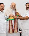 चुनावी मजबूरियों ने फिर मिलवाया हाथ चुनावी मजबूरियों ने फिर मिलवाया हाथ